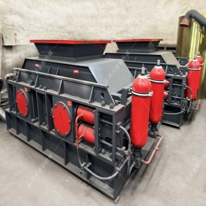 安山巖制砂機-安山巖打砂設備價格優(yōu)惠-出?？烧{節(jié)-使用壽命長