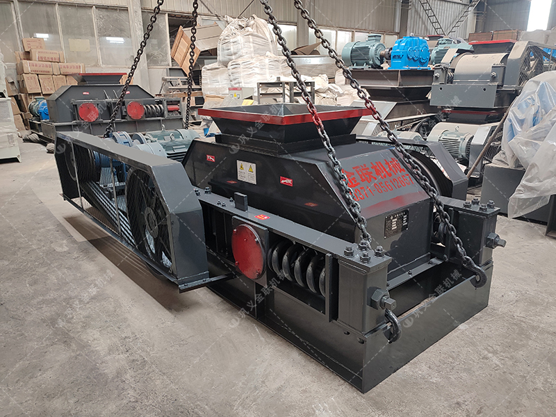 為什么越來越多的工程選擇雙齒輥破碎機處理水泥路面？