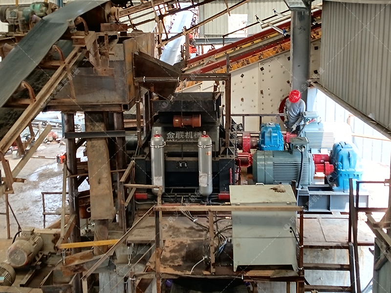 選購液壓對輥制砂機時容易被忽視的參數是什么？