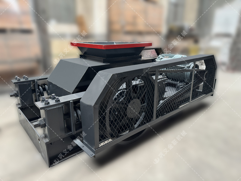 雙齒輥與光面輥差異解析：煤矸石破碎該選哪種對輥設備？